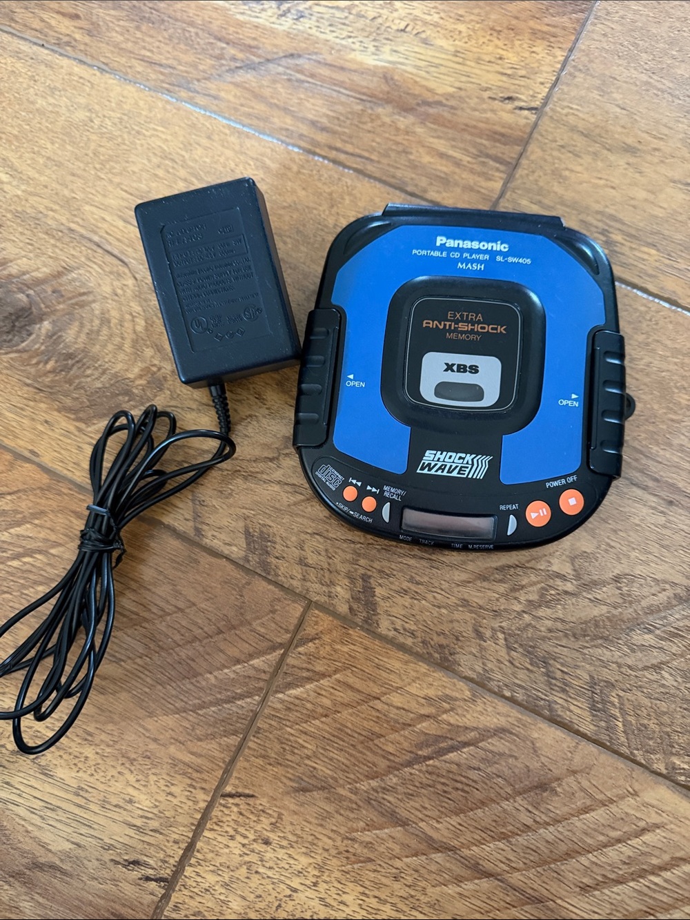 Panasonic Shockwave Portable CD Player (Model SL-SW405) Charger